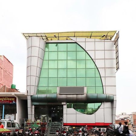 Oyo 45398 Kunal Hotel Etawah Bagian luar foto